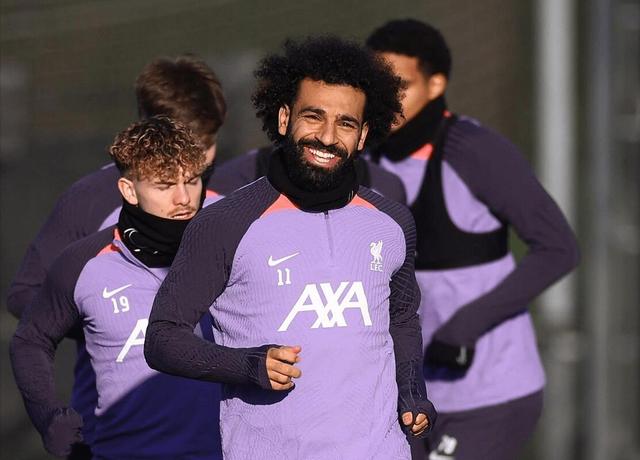 关于逆境中的奇迹：球队如何实现令人震惊的逆转？的信息