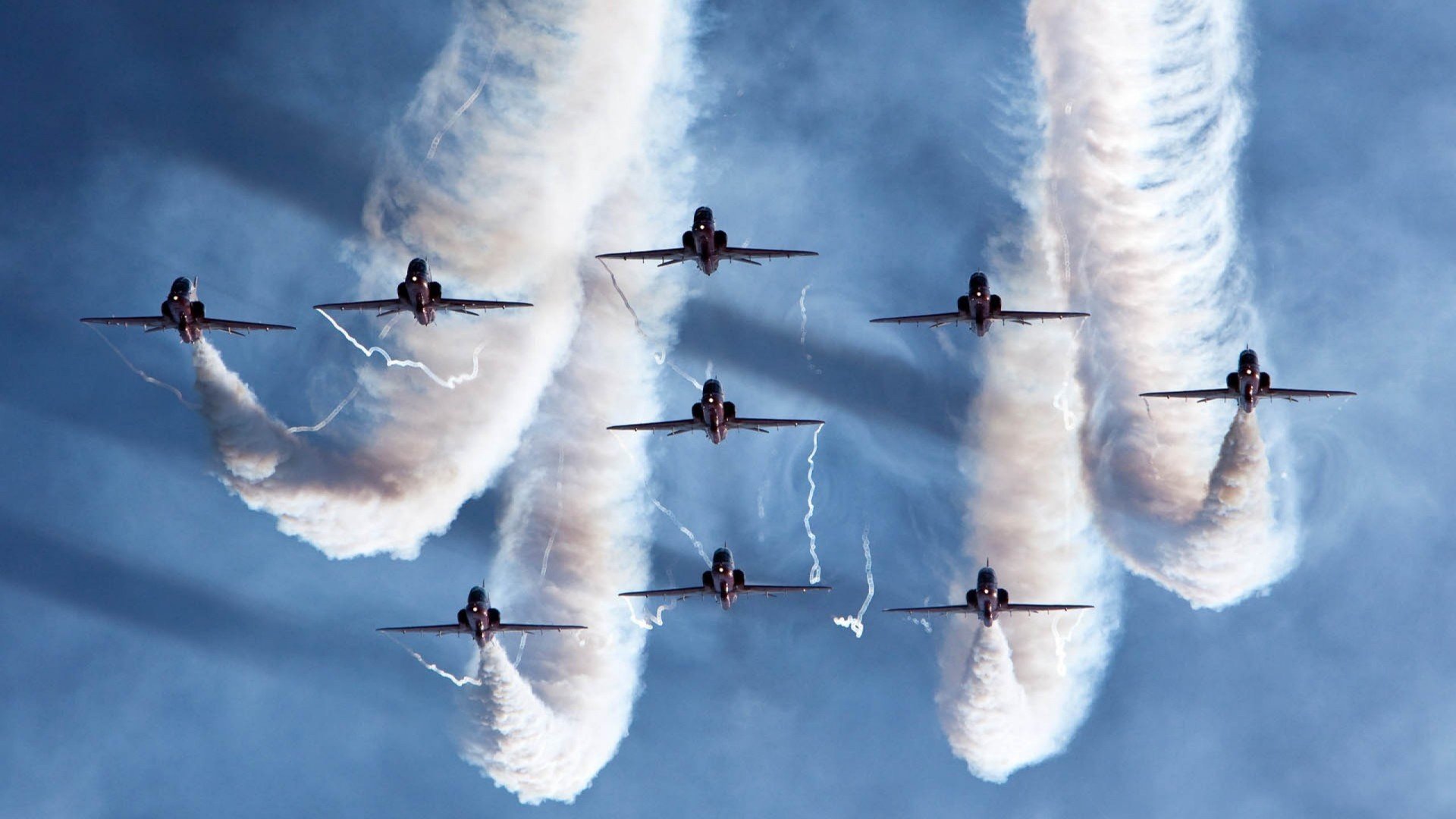 意大利在国家联赛中1-1战平比利时,双方各取一分。,意大利2-1比利时 半决赛将战西班牙