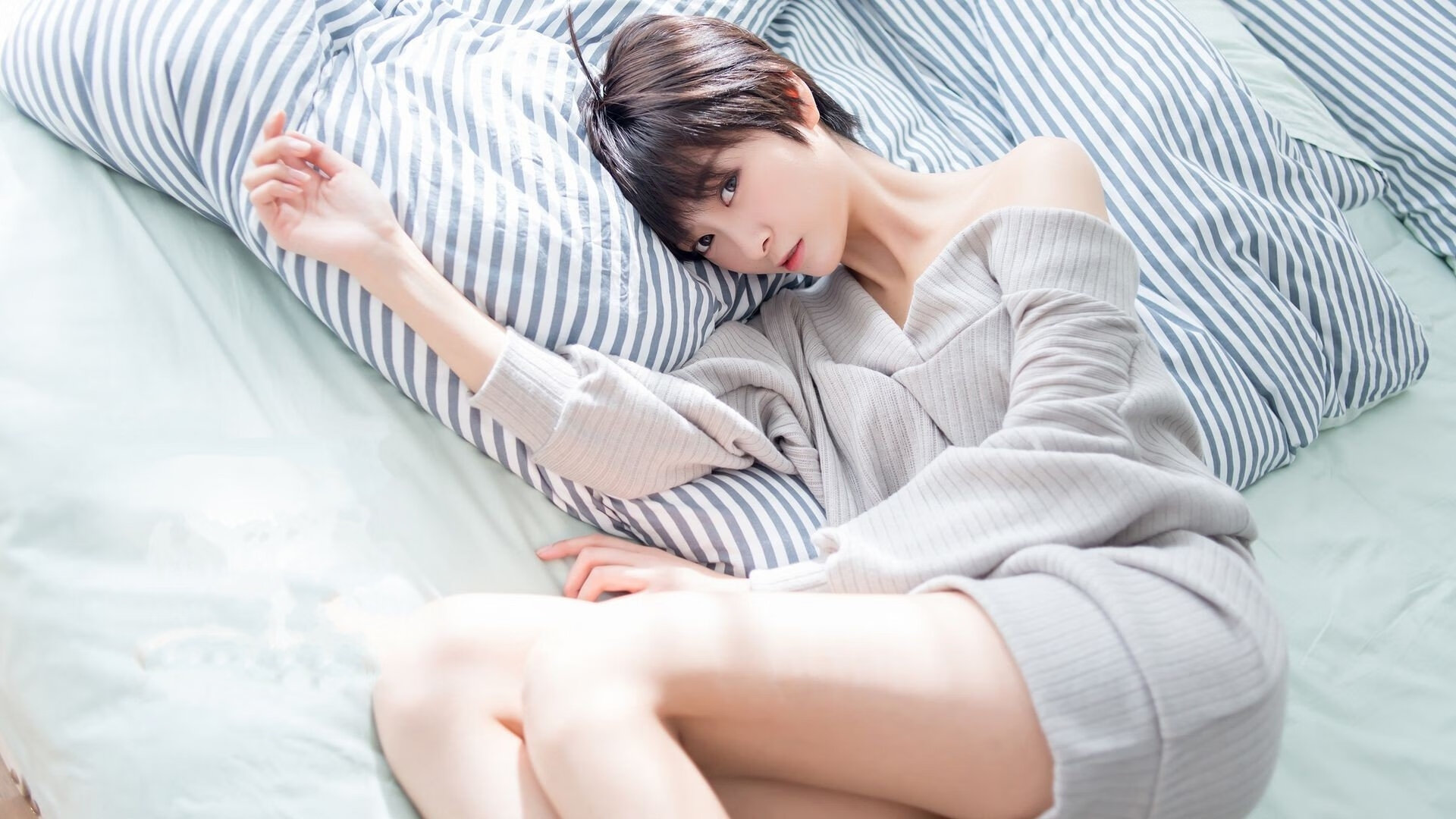 电竞主题文创产品广受欢迎,产业融合迈上新台阶,电竞文化产品的发展前景