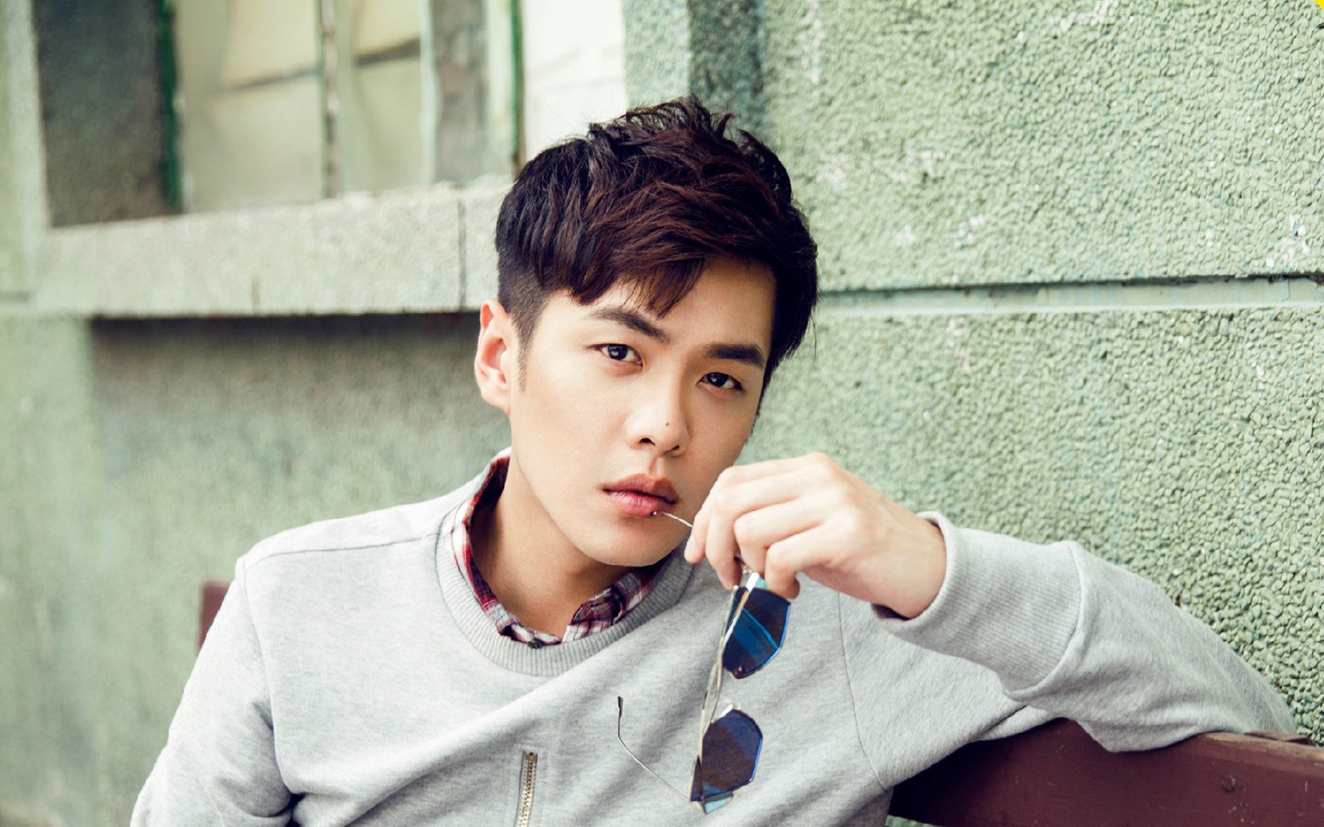 高校运动训练动态管理机制研究,运动训练过程调控与参赛指导